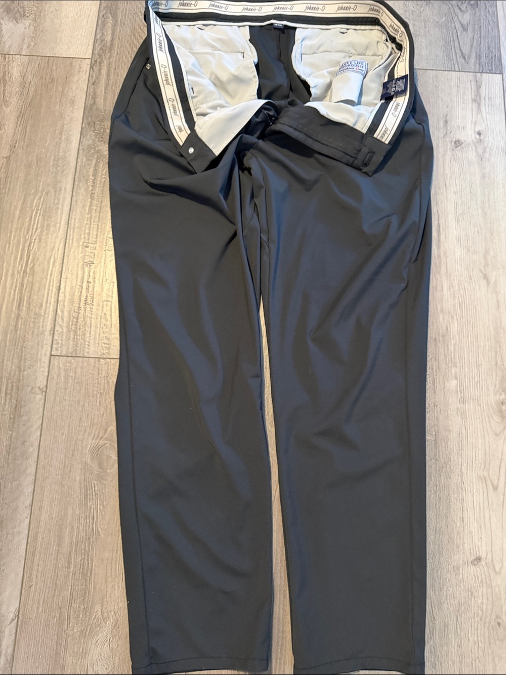 johnnie-O Men's Charcoal Dress Pants